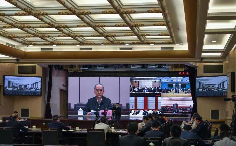 黃強(qiáng)出席省應(yīng)急指揮部會議 安排部署“五一”假期疫情防控工作