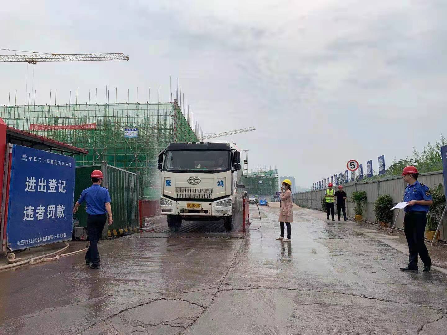 福特翼虎哪所大學.jpg